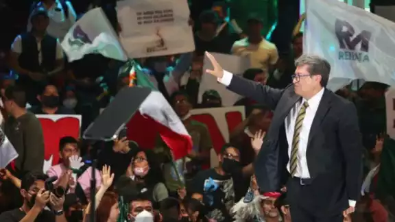 Desde la Arena México, el senador por Morena no aseguró que su registro lo vaya a efectuar en el proceso interno de ese partido Desde la Arena México, el senador por Morena no aseguró que su registro lo vaya a efectuar en el proceso interno de ese partido