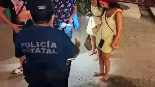 La policía asignada a Holbox, refuerza el trabajo de proximidad social, para concientizar a los locales y turistas
