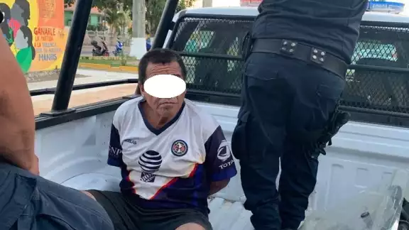 Lucio R., dejó a la víctima en la clínica de Chunhuhub y huyó, pero fue detenido por habitantes de la comunidad de Carrillo Puerto Lucio R., dejó a la víctima en la clínica de Chunhuhub y huyó, pero fue detenido por habitantes de la comunidad de Carrillo Puerto