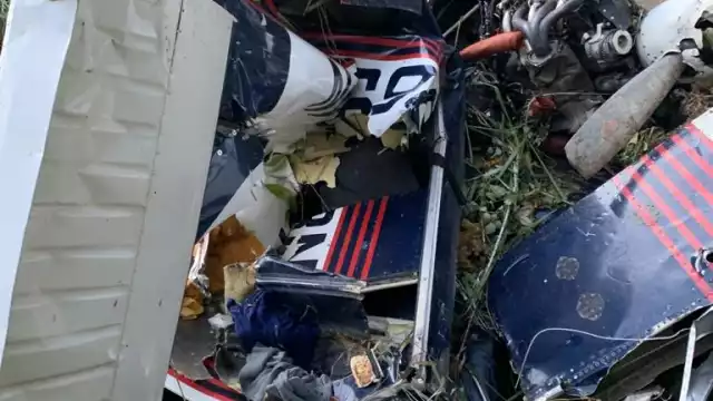 Al llegar al lugar se encontraron con la aeronave en pedazos con seis personas muertas