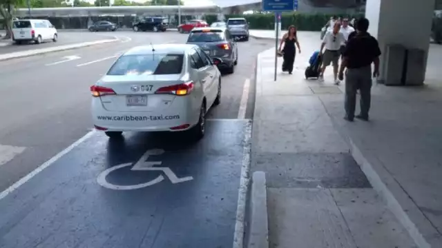 Los dos taxistas ya fueron detenidos y entregados a la FGE