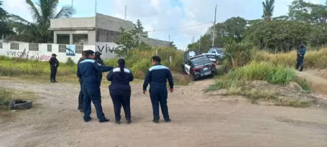 La unidad apareció en un terreno baldío en Veracruz