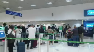 Aeropuerto de Mérida: VivaAerobus le paga 4 mil pesos a una pasajera por dañar su maleta
