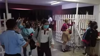 Jalisco ordena cubrebocas obligatorio en escuelas del AMG por repunte de casos de sarampión