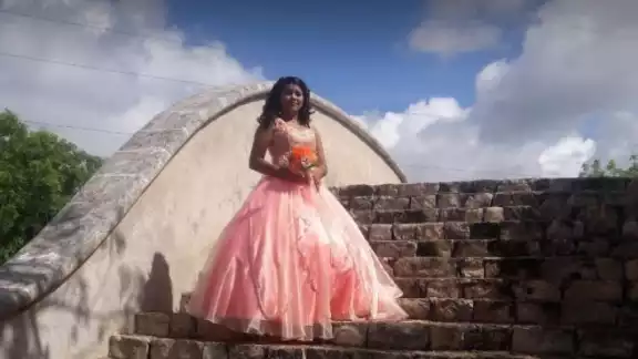La triste historia de la quinceañera se hizo viral en minutos en Valladolid La triste historia de la quinceañera se hizo viral en minutos en Valladolid
