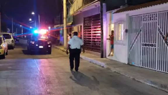 Dos mujeres fueron atacadas a balazos en Ciudad del Carmen Dos mujeres fueron atacadas a balazos en Ciudad del Carmen