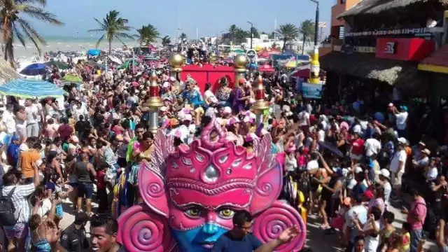 El Carnaval de Progreso iniciará del 8 al 25 de febrero y muchos yucatecos viajan al puerto para disfrutar de la fiesta