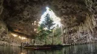 Un cenote de película: El paraíso con isla que no sabías que existe en Yucatán 