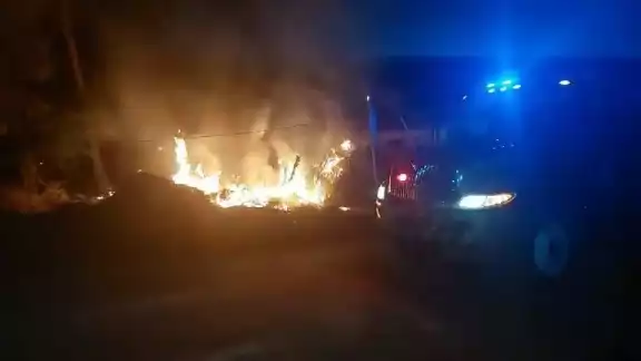 Fuerte incendio en la colonia 10 de mayo