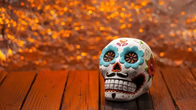 Tras un mes del regreso a clases presenciales en Yucatán, se acerca un mega puente en dónde los alumnos podrán disfrutar del Hanal Pixán o Día de Muertos