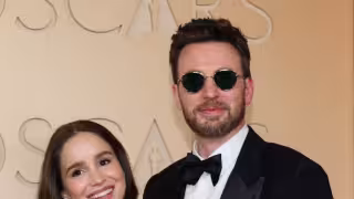 La pareja robó cámaras