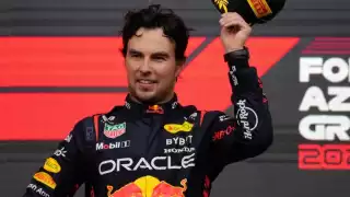 El piloto mexicano tendrá un nuevo bebé con Carola Martínez