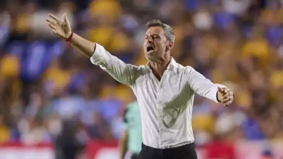 Después de varias especulaciones, Diego Cocca se convierte en el nuevo director técnico de Tigres Después de varias especulaciones, Diego Cocca se convierte en el nuevo director técnico de Tigres