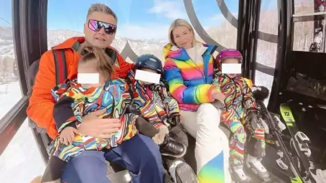 Benavides y su esposo están casados desde 2015 y han formado una familia con tres hijas. Foto: Instagram