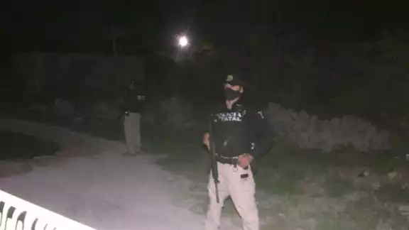 Los vecinos de la calle 27 por 12 indicaron que solo escucharon las detonaciones Los vecinos de la calle 27 por 12 indicaron que solo escucharon las detonaciones