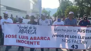 Marchan por liberación de expresidente de Iguala, implicado en caso Ayotzinapa