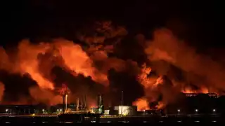 El fuego sigue fuera de control en el cinturón industrial de Matanzas,