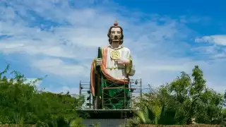 Estatua gigante de San Judas Tadeo
