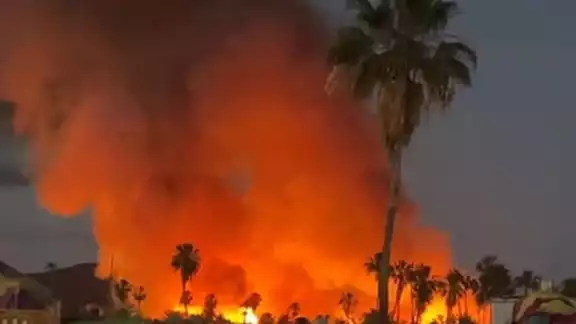 Servicios de emergencia ya se encuentran en la zona; piden no acercarse Servicios de emergencia ya se encuentran en la zona; piden no acercarse