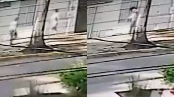 Una de las cámaras de seguridad situadas en la zona logró captar el momento en que se llevó a cabo la acción Una de las cámaras de seguridad situadas en la zona logró captar el momento en que se llevó a cabo la acción