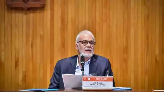 A Raúl Padilla se le atribuye también la creación de la Red Universitaria, la Feria Internacional del Libro y el Centro Cultural Universitario A Raúl Padilla se le atribuye también la creación de la Red Universitaria, la Feria Internacional del Libro y el Centro Cultural Universitario