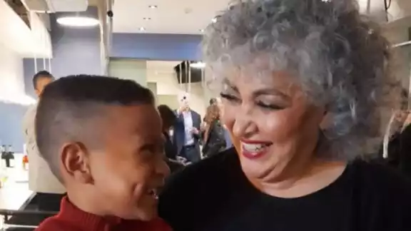 ¡De Piedra! Así cantó el pequeño Amando Miguel