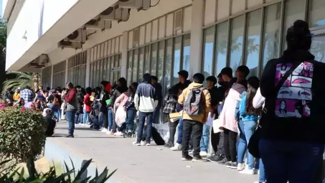 Favorecerá el tránsito, la permanencia, la continuidad académica y, en su caso, el egreso oportuno del estudiantado al bachillerato en el Sistema Educativo Nacional