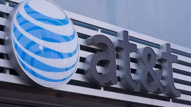 Inicia la demanda contra AT&T es por el cobro de 224.99 pesos por el concepto de Cargo por equipo diferido.