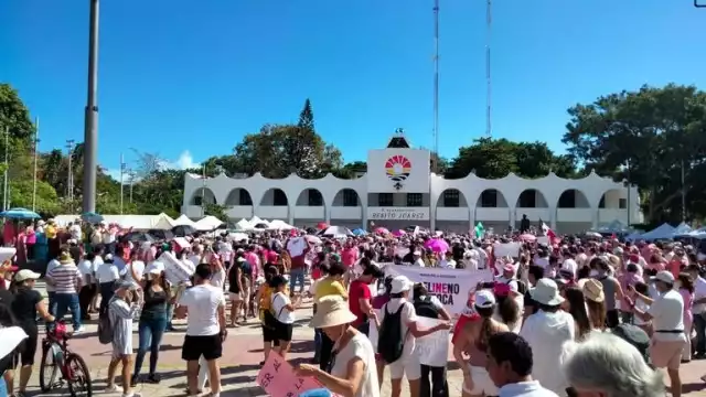 Cancún se une a la convocatoria de la próxima marcha en defensa del INE