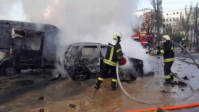 Andriy Yerkmak, jefe de la Oficina del Presidente, reportó un ataque con 100 misiles las primeras horas del miércoles