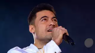 Carlos Rivera convierte su casa en centro de ayuda para damnificados por incendios en Tlaxcala