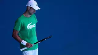 Novak permanecerá en prisión