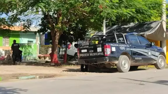 Familiares de Eleazar dijeron que lo notaban desganado, pero ignoran la causa que lo orilló a privarse de la vida. El deceso ocurrió en San Pedro Noh Pat Familiares de Eleazar dijeron que lo notaban desganado, pero ignoran la causa que lo orilló a privarse de la vida. El deceso ocurrió en San Pedro Noh Pat