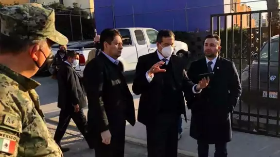 El subsecretario de Seguridad y el fiscal de Baja California se reunieron en Tijuana. Foto: Secretaría de Seguridad y Protección Ciudadana El subsecretario de Seguridad y el fiscal de Baja California se reunieron en Tijuana. Foto: Secretaría de Seguridad y Protección Ciudadana