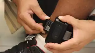 Portarán localizador electrónico dos hombres acusados por el robo de una motocicleta en Kanasín