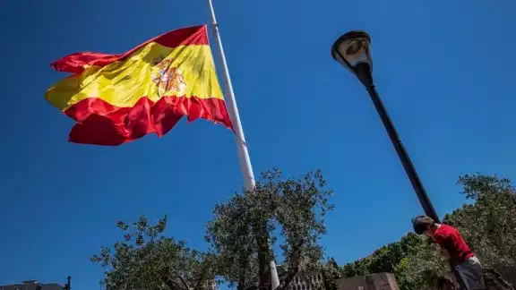 La embajada de España detalló que las agencias de viajes y operadores turísticos deberán informar sobre el requisito La embajada de España detalló que las agencias de viajes y operadores turísticos deberán informar sobre el requisito