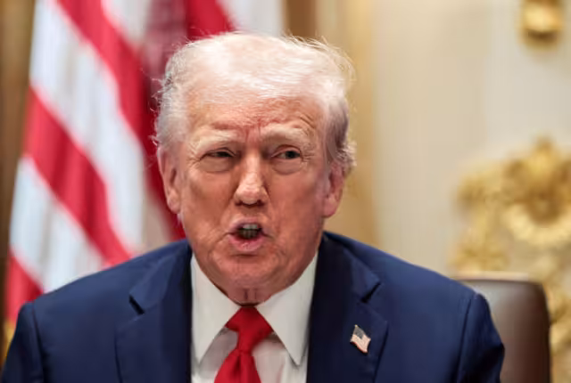 Trump firma decreto para bajar precios de alimentos y aliviar el costo de vida