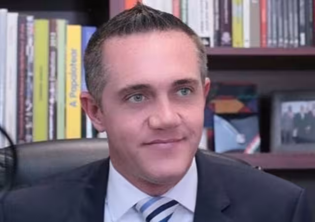 Adrián Rubalcava, exalcalde y figura conocida en la política capitalina, asume el liderazgo del STC Metro 