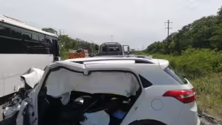 Cecilia viajaba de Playa del Carmen a Tulum cuando un conductor  ebrio la chocó