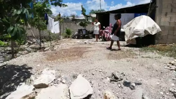 Aunque los tres defienden los intereses de sus entidades quieren evitar más retrasos con este tema