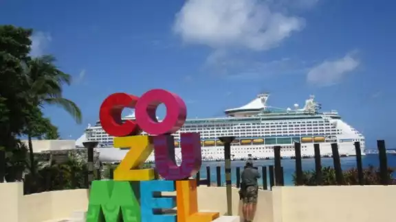 El crucero llegó a Cozumel por segunda vez el 22 de junio al puerto SSA en la ínsula