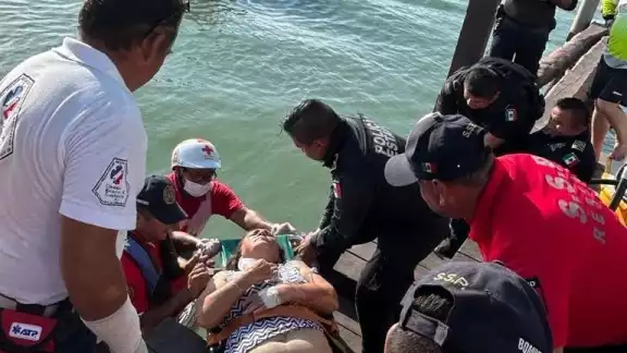 El fuerte impactó mandó a una mujer al hospital El fuerte impactó mandó a una mujer al hospital