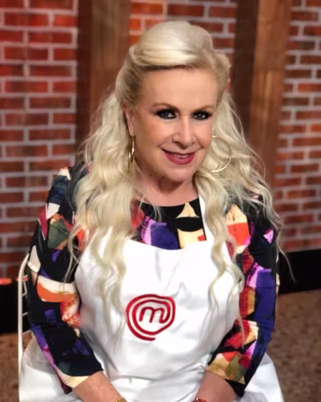 Laura Zapata se encuentra participando en Masterchef Celebrety
