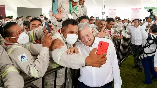AMLO habla de las inversiones y avances de seguridad en Chiapas