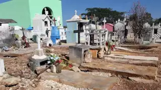 El sepulturero es señalado de realizar cobros indebidos; piden denunciarlo en Desarrollo Económico de Cozumel