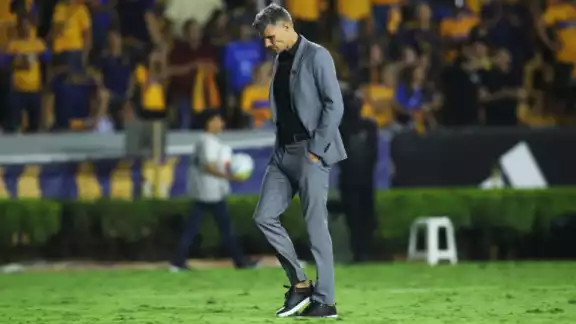 'Tano' Ortiz se encuentra en la cuerda floja ante los malos resultados de Rayados en la Liga MX 'Tano' Ortiz se encuentra en la cuerda floja ante los malos resultados de Rayados en la Liga MX