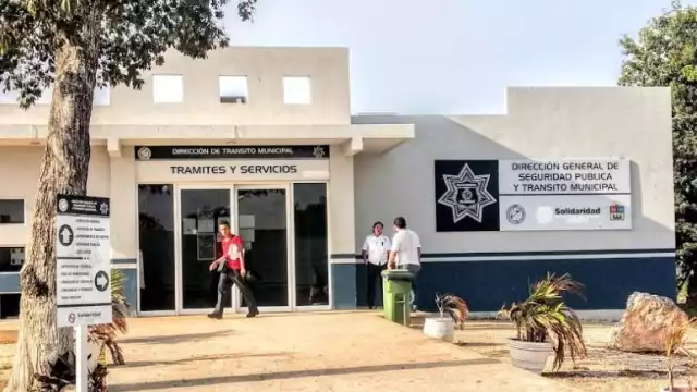 El vehículo fue captado por las cámaras del C5 sobre el boulevard Playa del Carmen