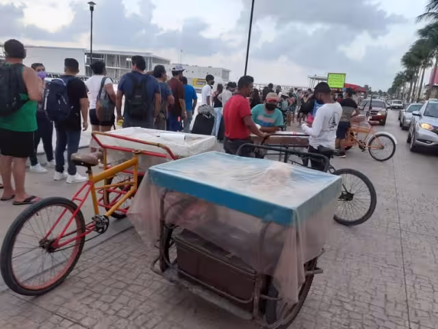 Los panaderos en triciclo aumentaron el precio del pan dos pesos más que lo dicho por panificadoras en Cozumel