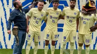 Las Águilas tuvieron un entrenamiento a puerta abierta en el que presentaron a sus refuerzos