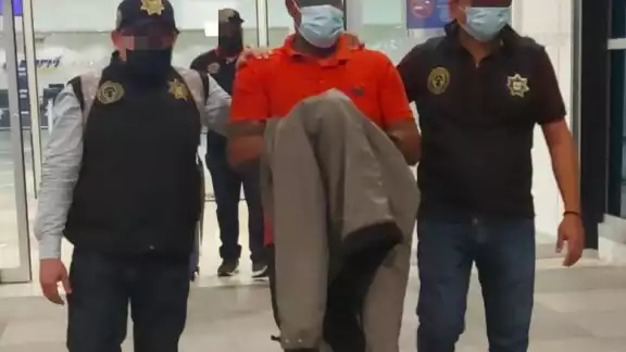 El hombre fue traído a la ciudad de Mérida para que cumpla con la condena por el delito de homicidio calificado El hombre fue traído a la ciudad de Mérida para que cumpla con la condena por el delito de homicidio calificado